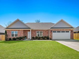 4 Wendike Pl, Bella Vista, AR 72715