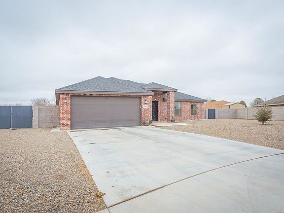 2nd image of 1209 Saunders Dr