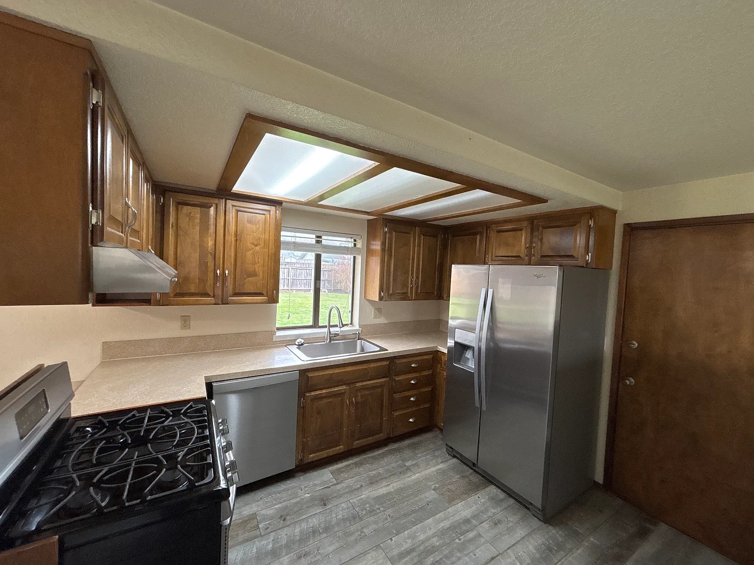 1747 Jasper Ave — Photo 2