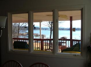 108 Lake Pine Dr, Moneta, VA 24121