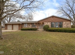 1900 Little Rock Rd, Plano, IL 60545