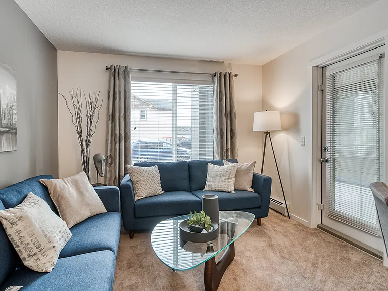 73 Skyview Point Cres NE — Photo 24