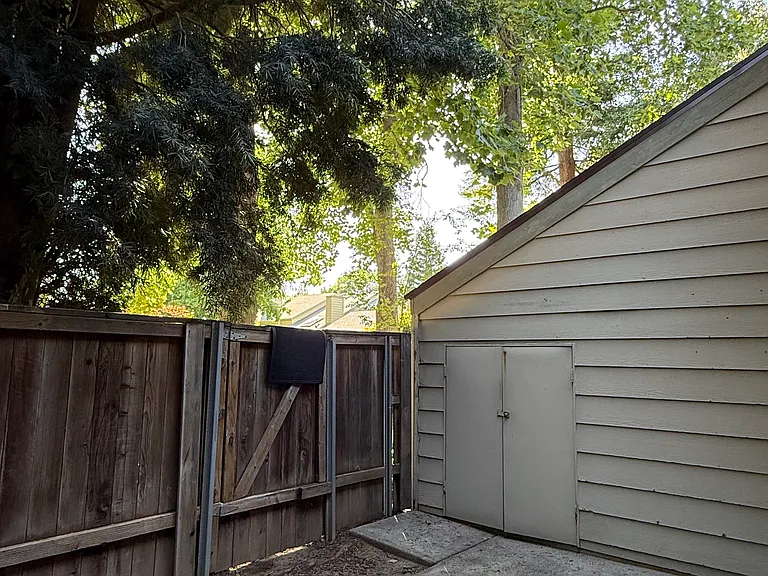 750 Lincoln Rd — Photo 26