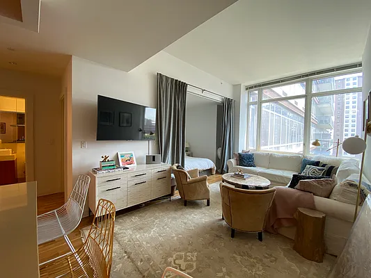 Rented by Keller Williams NYC | media 15