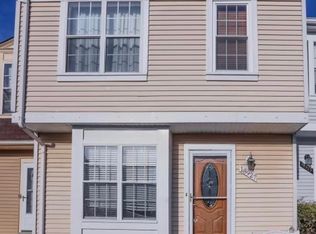 18927 Birdseye Dr, Germantown, MD 20874