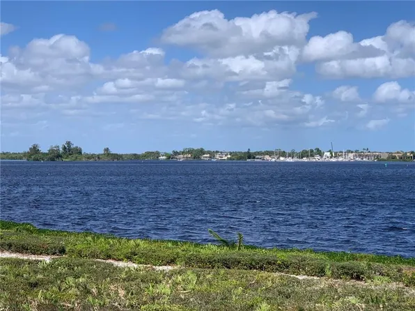 12400 NW Harbour Ridge Blvd #5-8, Palm City, FL 34990