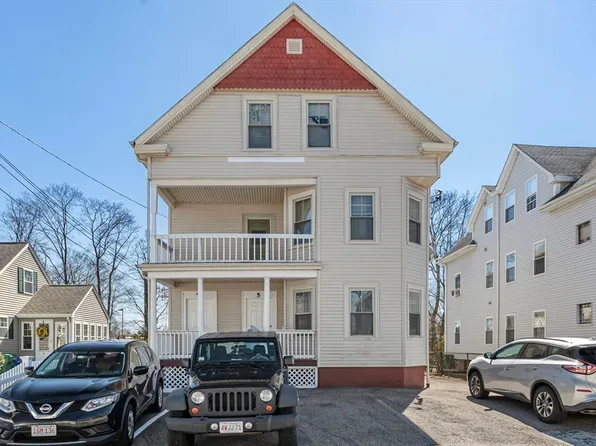 5 Hope St, Attleboro, MA 02703