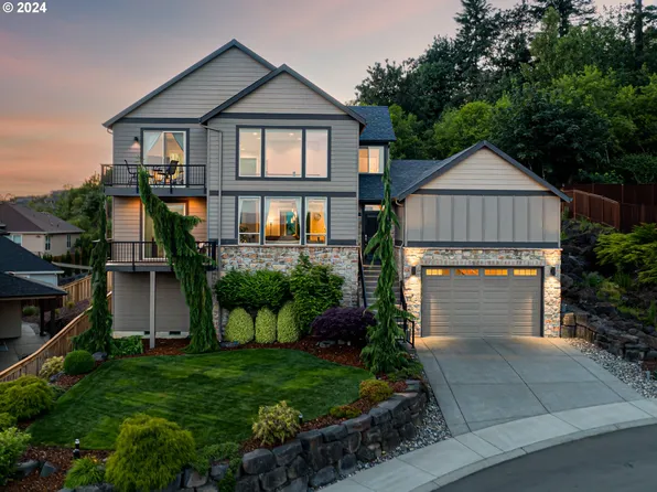 2329 N 6th St, Washougal, WA 98671