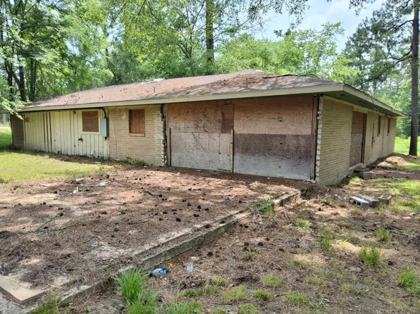 911 Shore Shadow Dr, Huffman, TX 77336