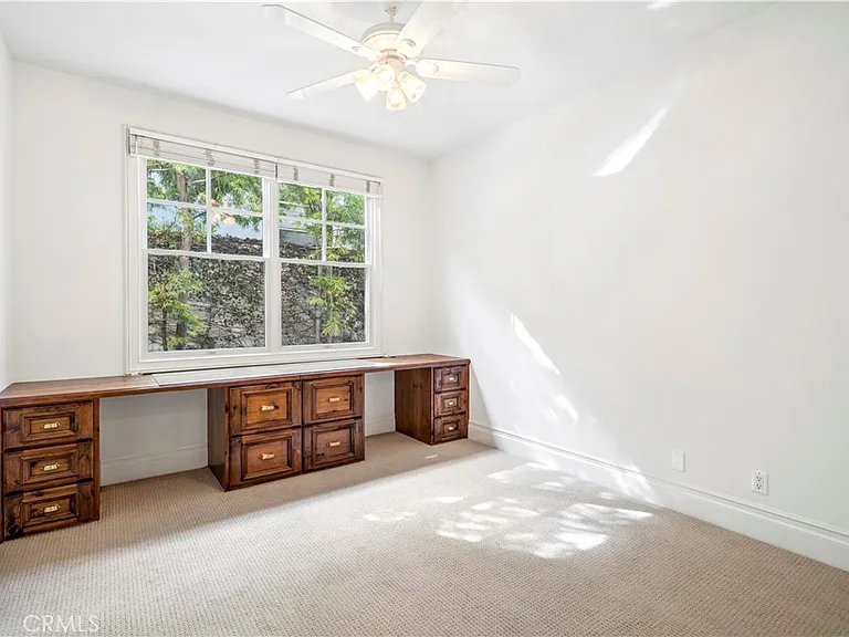 15 Jupiter Hills Dr — Photo 14