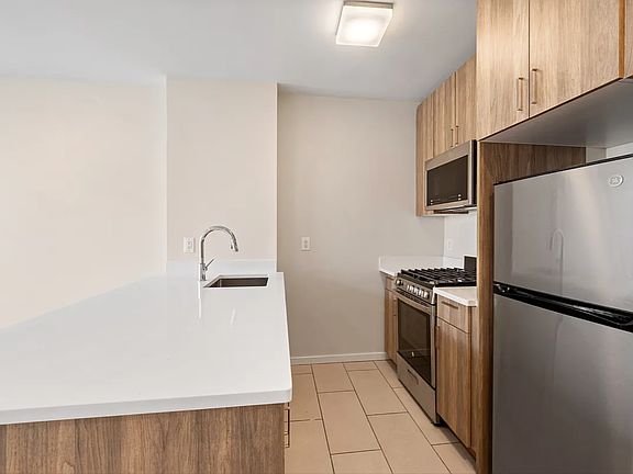 5th image of 2750 Frederick Douglass Blvd #6A