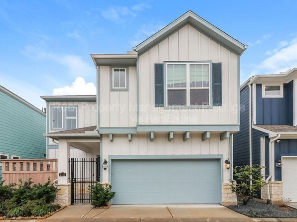 2410 Yacht Harbor Dr