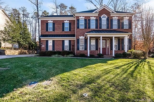 1st image of 4612 Valley View Dr