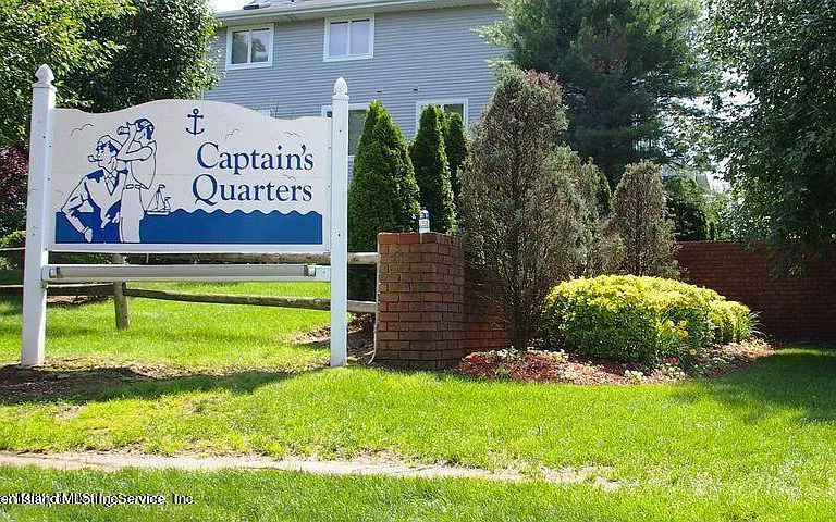 97 Commodore Dr — Photo 13