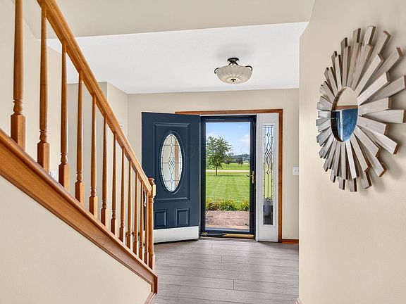 5th image of 1210 Chester Way NW