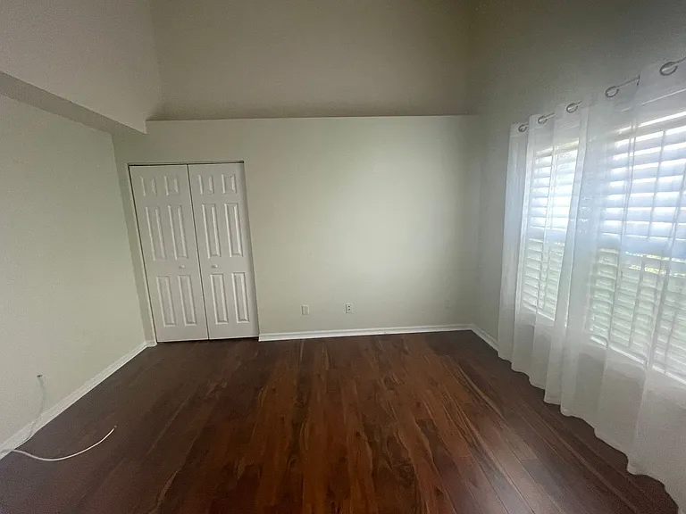 5708 Greenwood Cir #48 — Photo 21
