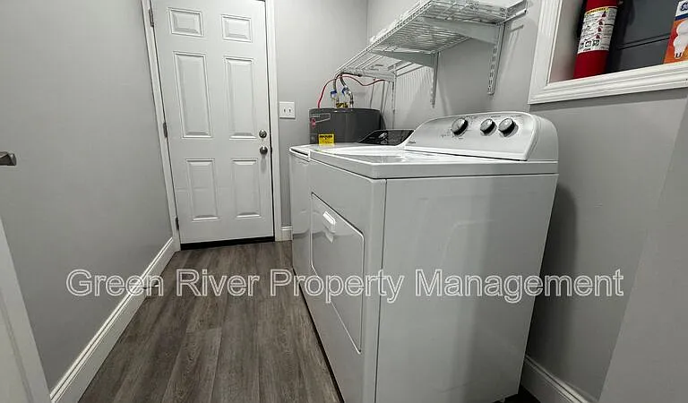 2805 College St — Photo 14
