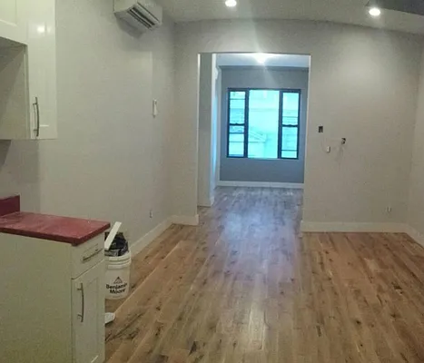 Rented by Loom Group | media 18