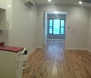 Rented by Loom Group