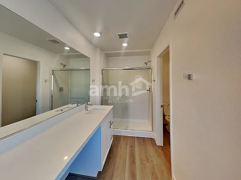 5835 Astapor St — Photo 11