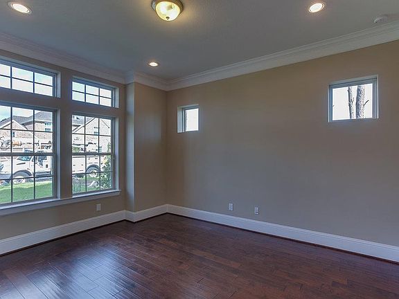 5th image of 18710 Tamer View Ct