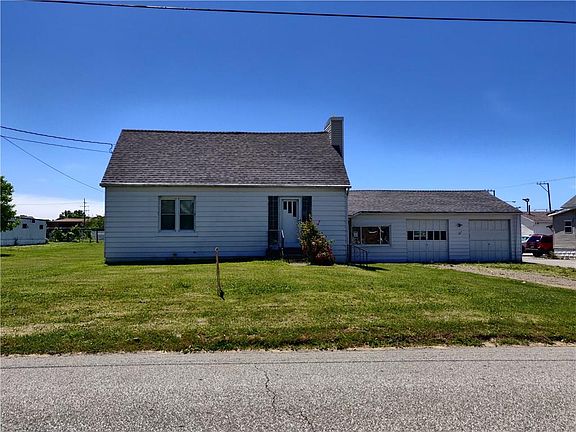 2nd image of 1216 Hilborn Ave