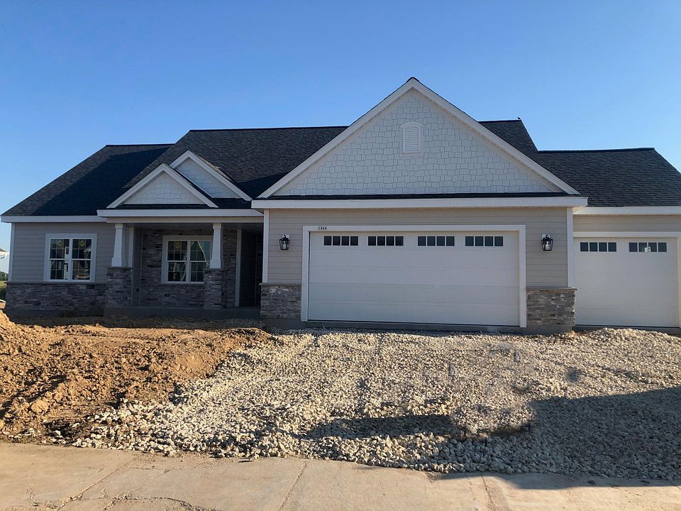 1st image of 1066 Mullberry Ln