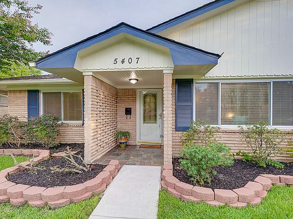 2nd image of 5407 Queensloch Dr