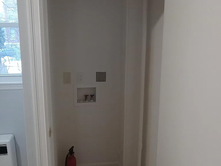 34 Van Cortlandt Park Ave #2 — Photo 6