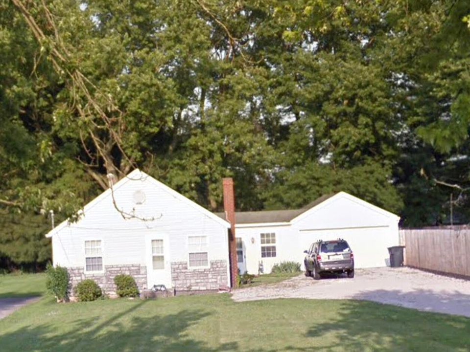 1st image of 70 N Westmoor Ave