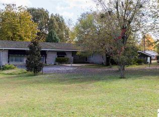 111 Maple Dr, Paducah, KY 42003