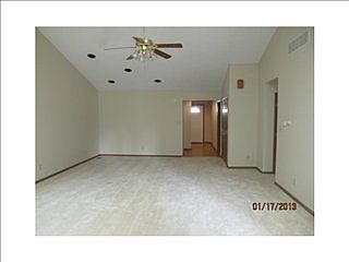 4th image of 531 Silver Fox Ct