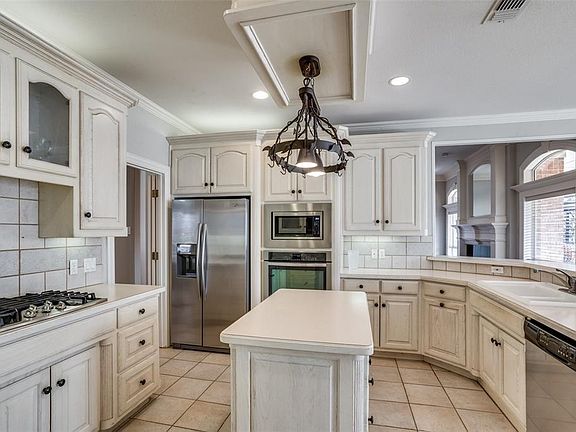5th image of 2804 Vermont Ct