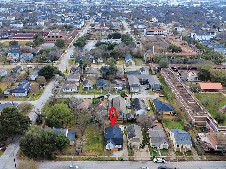 2811 Winbern St — Photo 42