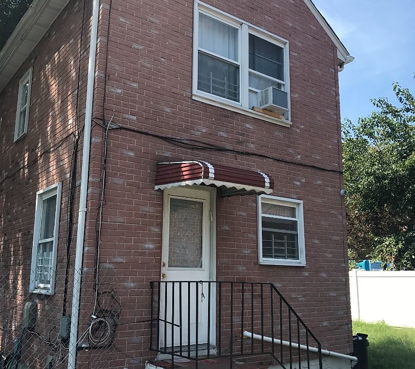 2nd image of 7219 Parsons Blvd