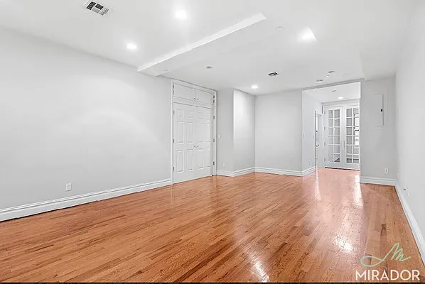 Rented by Mirador Real Estate | media 8