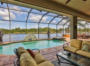 321 Noble Faire Dr, Sun City Center, FL 33573