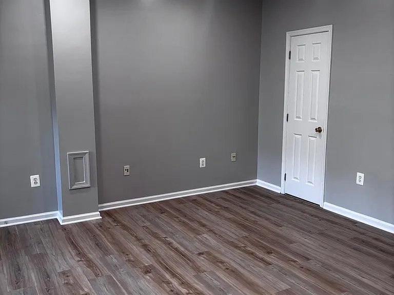 21779 Brondesbury Park Ter — Photo 29