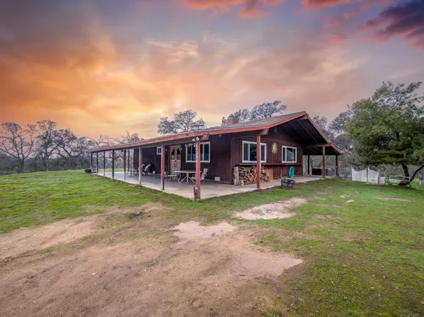 21256 Tollhouse Rd, Clovis, CA 93619