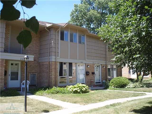 1st image of 2185 Trafalger St