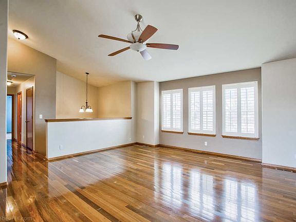 2nd image of 2771 N Ivy Ln
