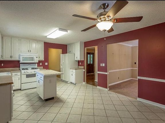 5th image of 6014 Barkley Creek Dr
