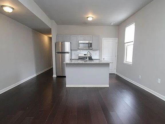 3rd image of 1632 N 29th St Floor 2