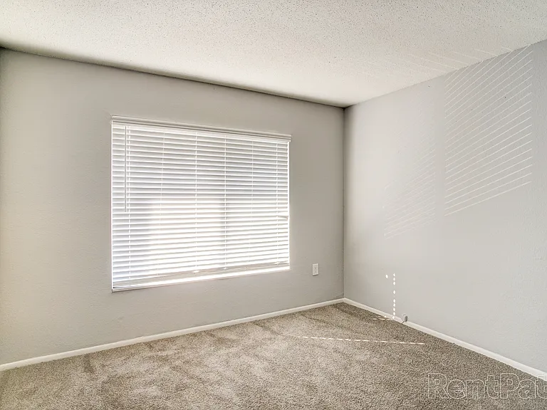 The Bahia Apartments — Photo 40