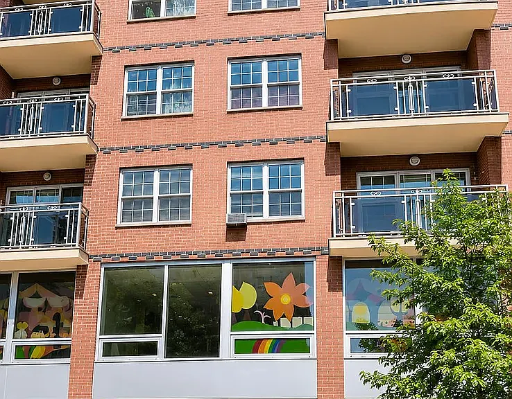 35-19 Leavitt St #4J — Photo 1