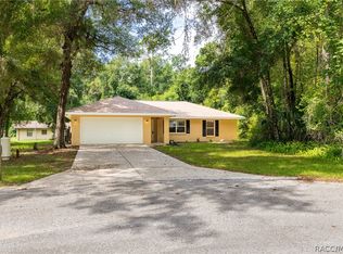 6046 E Glencoe St, Inverness, FL 34452