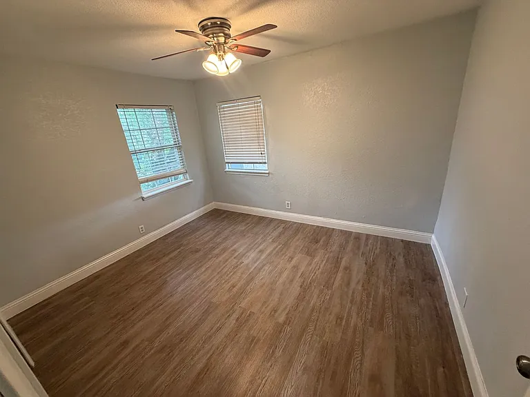 3002 Shenstone Dr — Photo 9