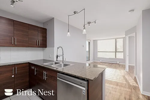 813 Agnes St #1108 Photo 1