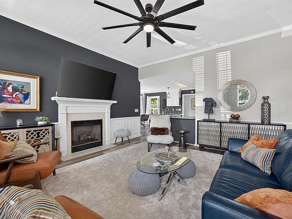 5th image of 245 Hallie Hills Pl
