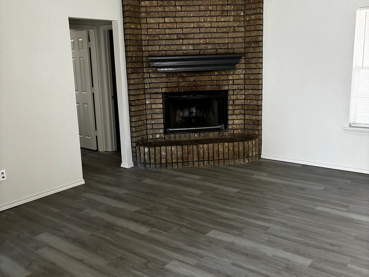3 bed, 1539 sqft, $1,799 — Photo 3